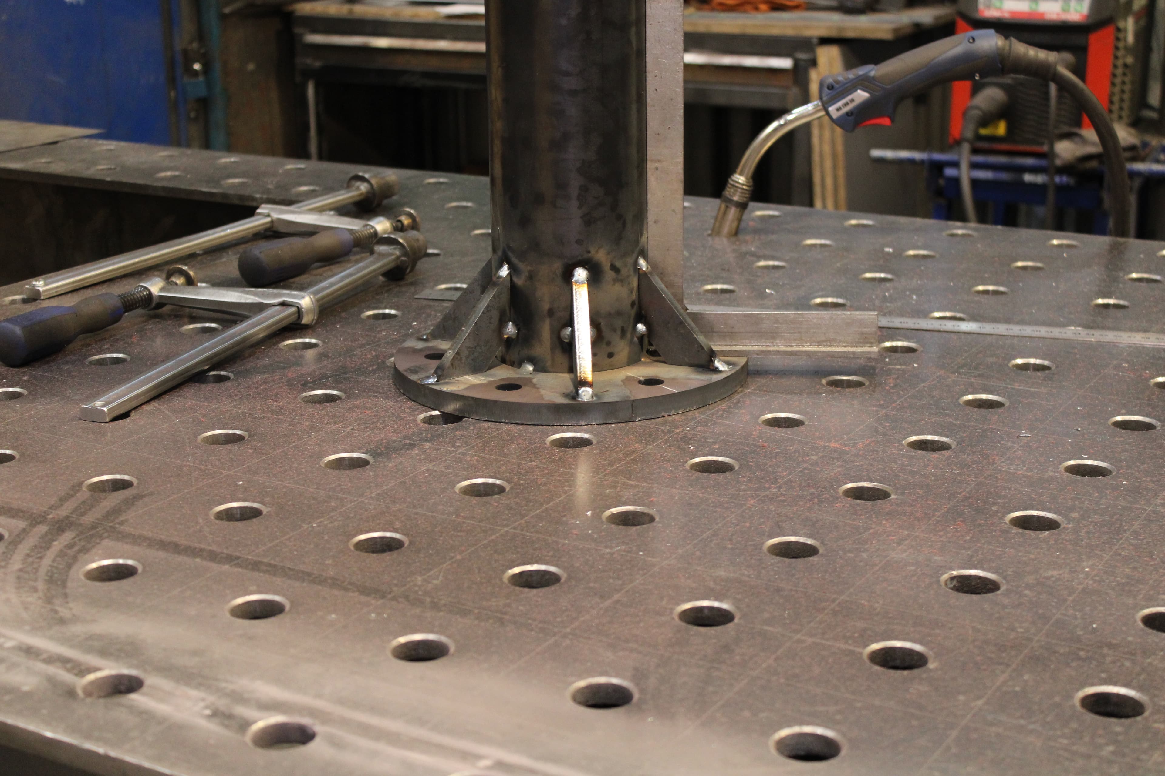 Oceľové komponenty a strojové časti