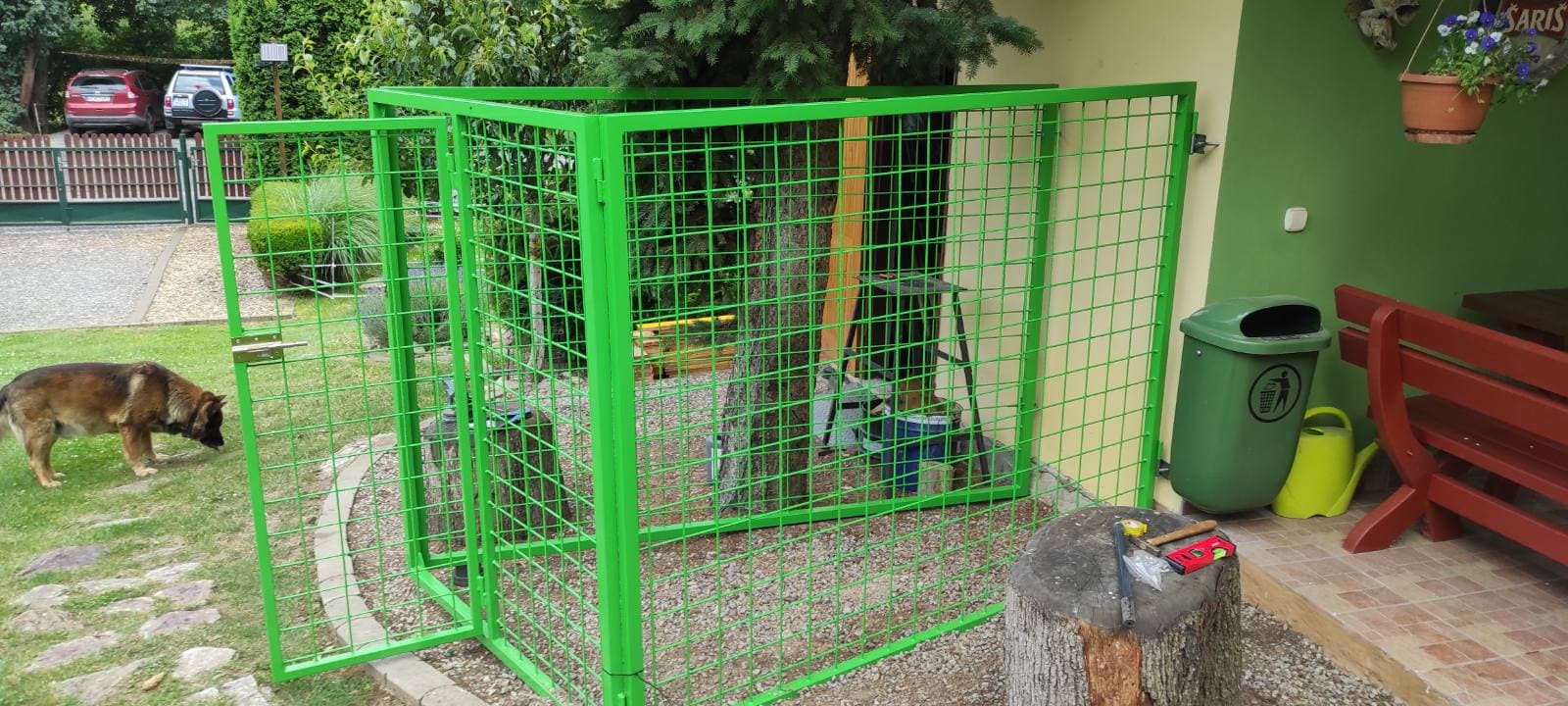 Brány, bránky, prístrešky